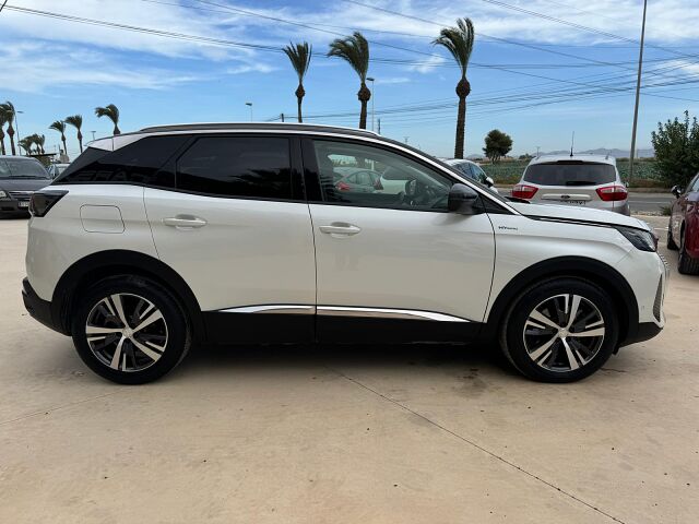 PEUGEOT 3008 ALLURE 1.6 PHEV HYBRID AUTO SPANISH LHD IN SPAIN 66000 MILES SUPERB 2020